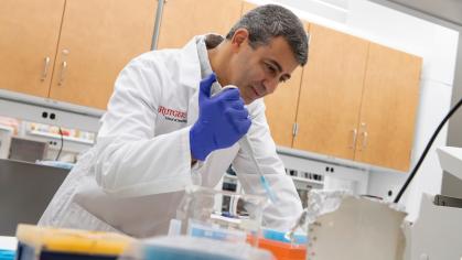 Dental School Researcher Gets Approval to Begin Clinical Trials for Cancer Therapy