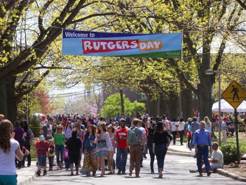 Rutgers Day Crowd