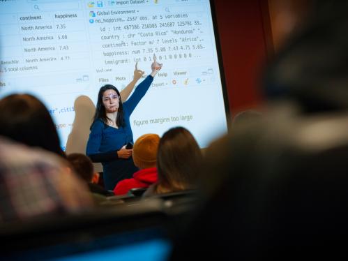 Professor Amélie Marian, Computer Science, teaching the Data 101 signature course