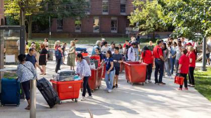 Move-in day at the Honors College is a student and family affair.